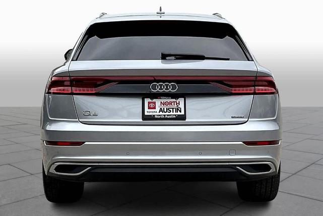 2022 audi q8 premium