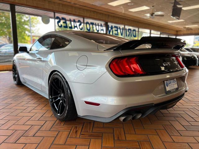 2019 ford mustang gt