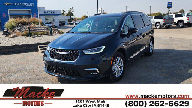 2022 chrysler pacifica touring l