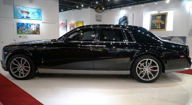 2004 rolls-royce phantom sedan
