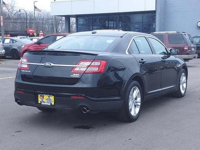2018 ford taurus sel