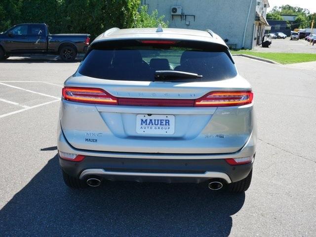 2015 lincoln mkc base