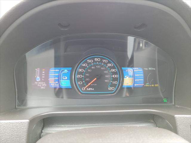 2010 ford fusion hybrid base