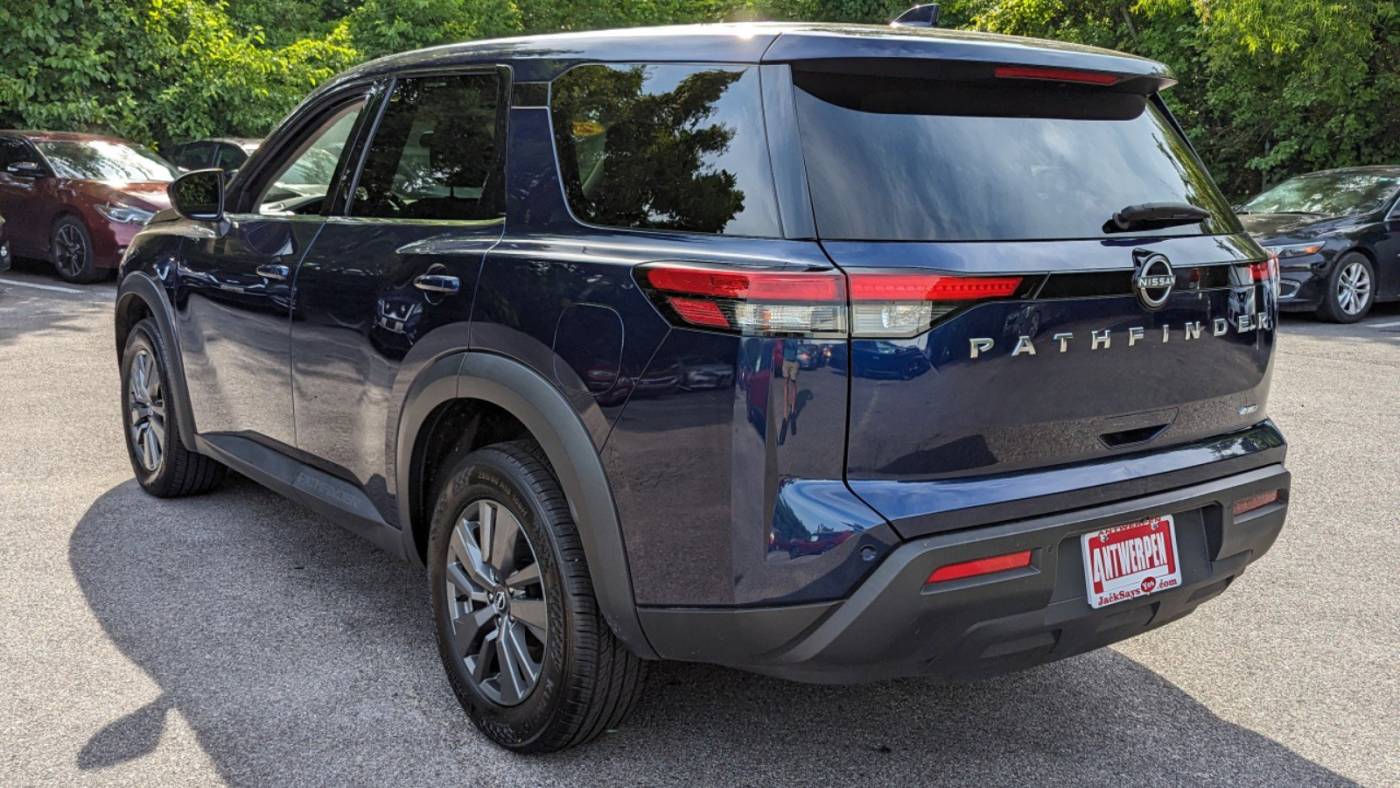 2022 nissan pathfinder s