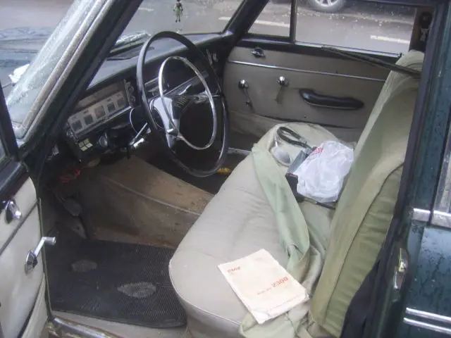 fiat 2300 with some new original parts !