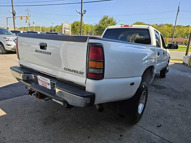 2004 chevrolet silverado 3500 ls crew cab