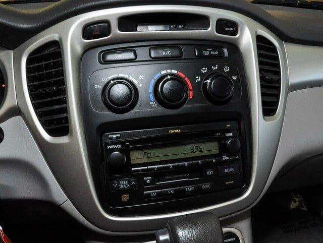 used 2006 toyota highlander 2wd v6 hingham, ma 02043 for sale in accord, massachusetts