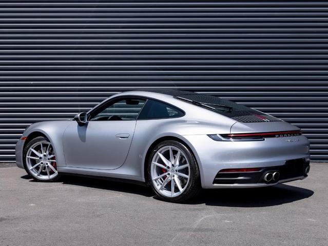 2020 porsche 911 carrera s