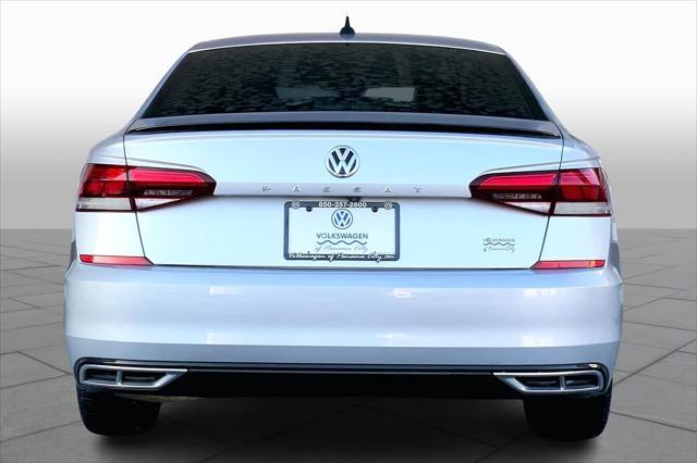 2020 volkswagen passat 2.0t r-line