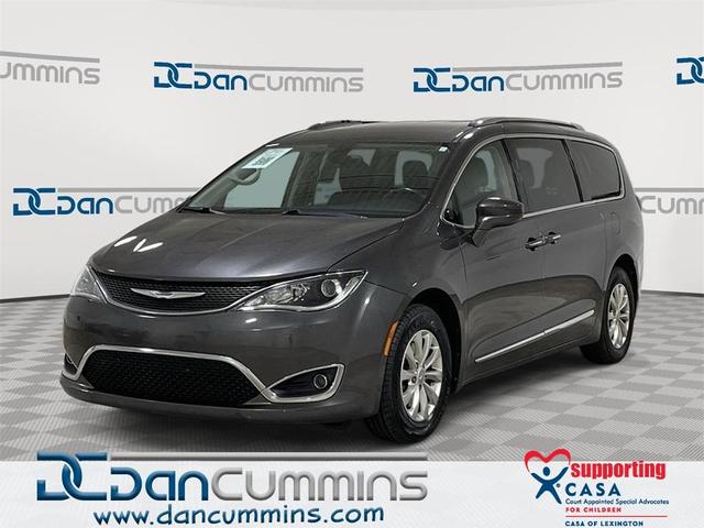 2019 chrysler pacifica touring-l