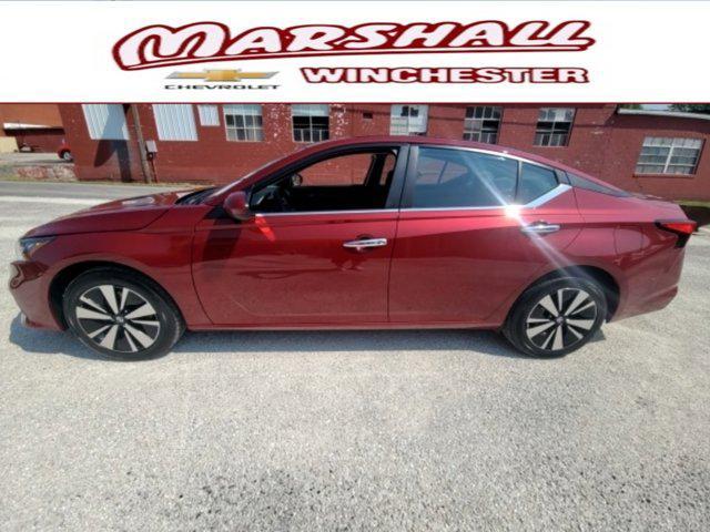 2022 nissan altima 2.5 sv