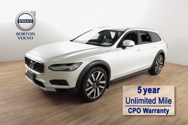 2024 volvo v90 cross country b6