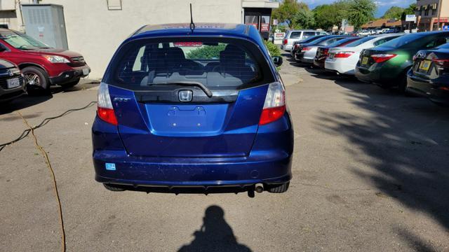 2011 honda fit base