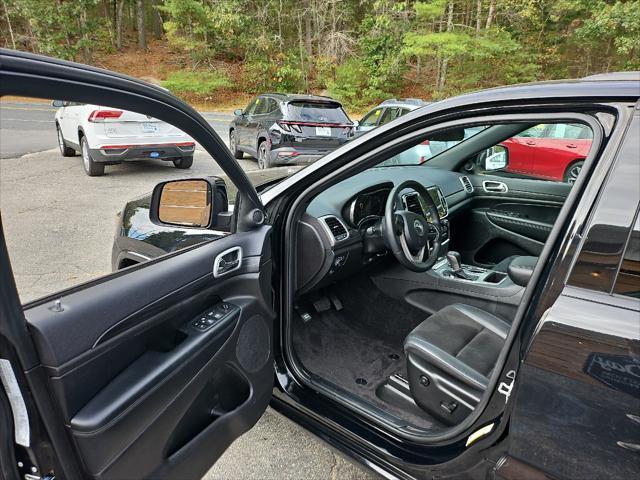 2021 jeep grand cherokee laredo