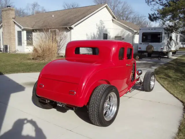 1932 ford five window coupe