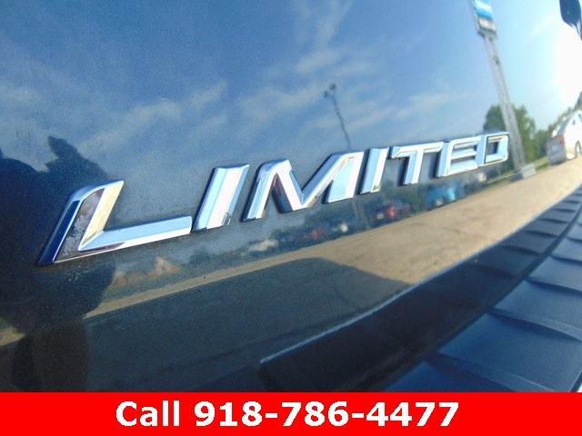 2022 ford explorer limited