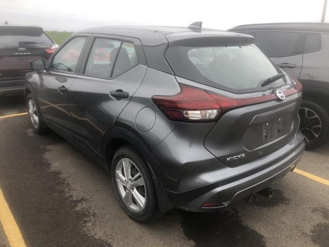 2021 nissan kicks s
