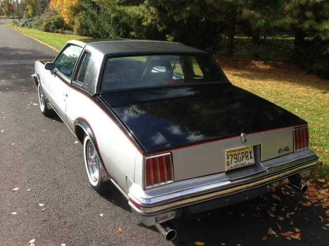 1979 pontiac grand prix sj coupe 2-door 5.0l