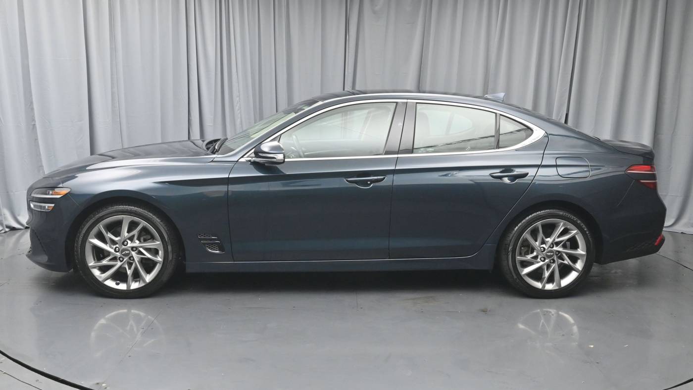 2022 genesis g70 2.0t