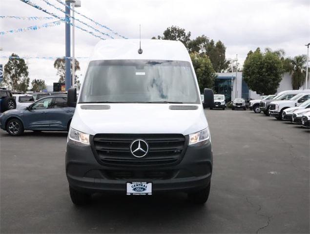 2023 mercedes-benz sprinter 1500 cargo van 144 in. wb