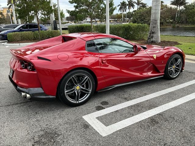 2023 ferrari 812 gts base