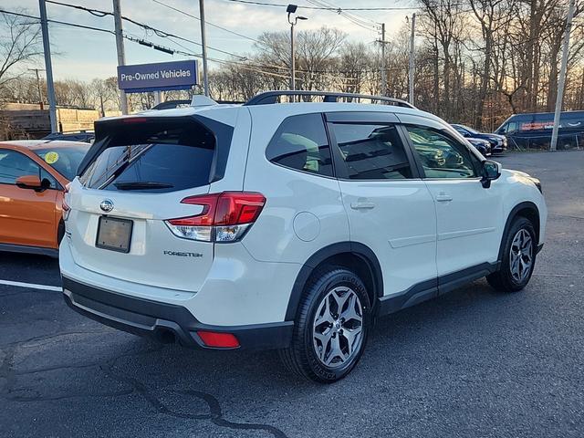 2021 subaru forester premium