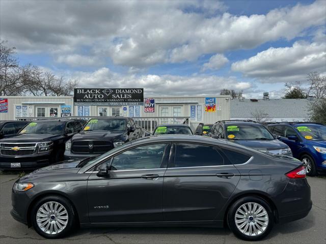 2016 ford fusion hybrid se