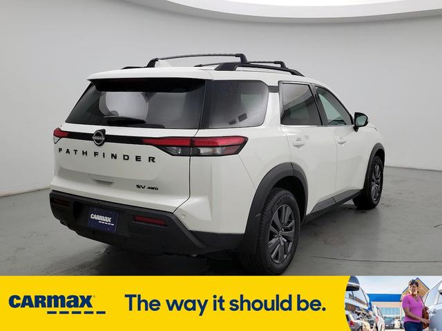 2023 nissan pathfinder sv