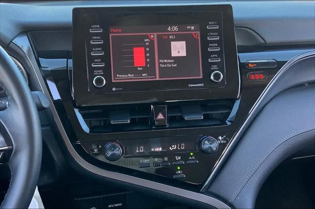 2024 toyota camry se