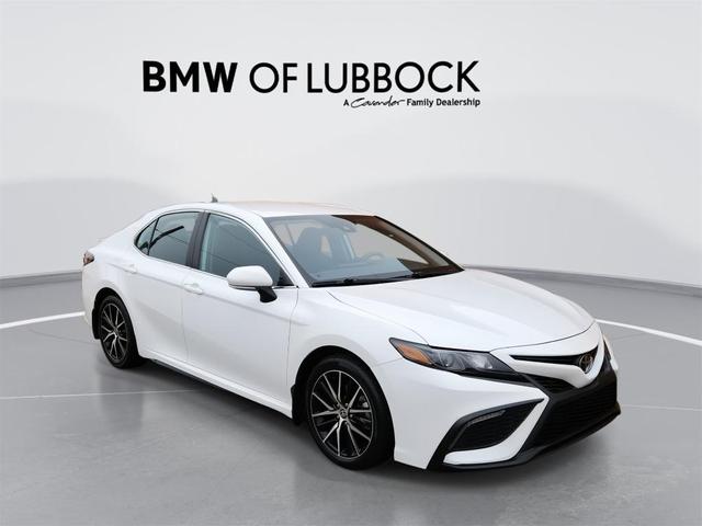 2023 toyota camry se