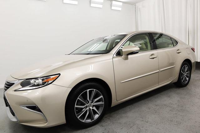 2016 lexus es 300h base