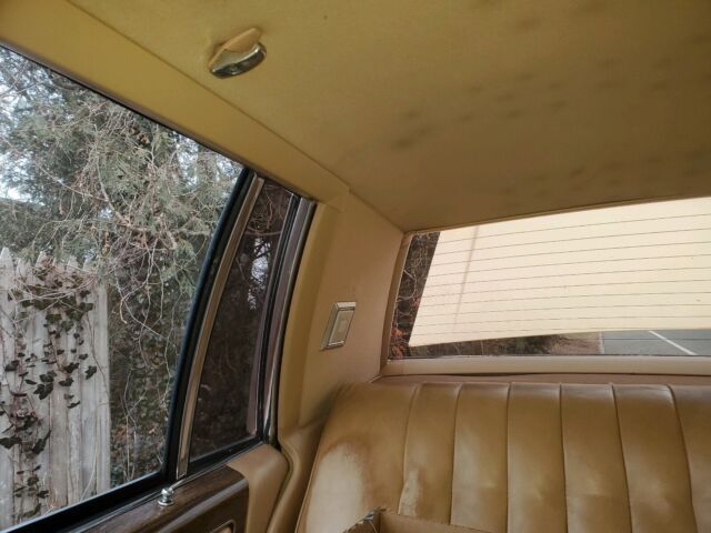 1977 cadillac deville yellow rwd automatic sedan deville. (no reserve)no rust