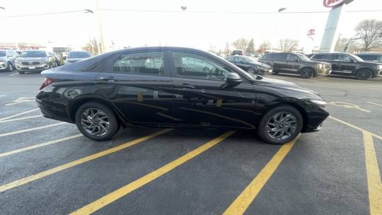 2025 Hyundai Elantra