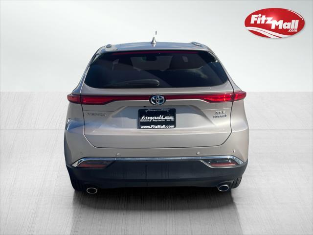 2021 toyota venza xle