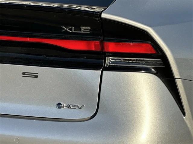 2023 toyota prius xle