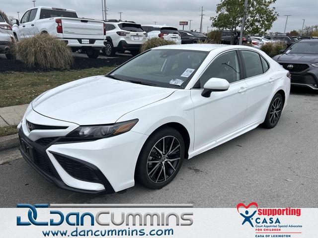 2024 toyota camry se