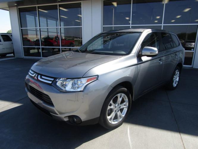 used 2014 mitsubishi outlander 4wd se omaha, ne 68117 for sale in omaha, nebraska