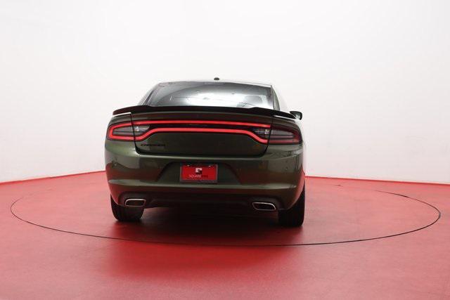 2022 dodge charger sxt