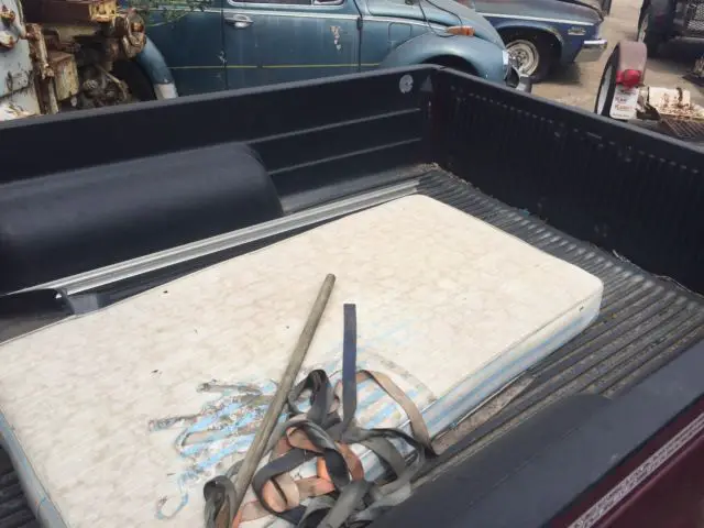 1993 mazda b2600i pickup truck