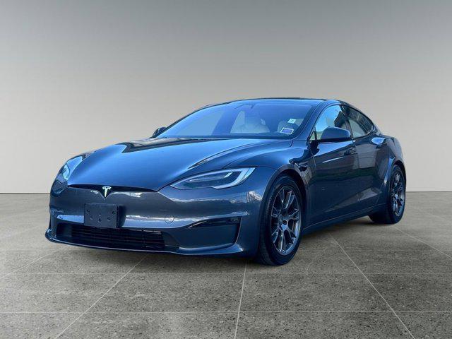 2022 tesla model s base