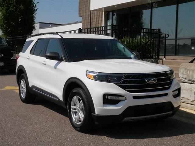2022 ford explorer xlt