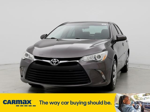 2016 toyota camry le