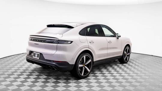 2024 Porsche Cayenne