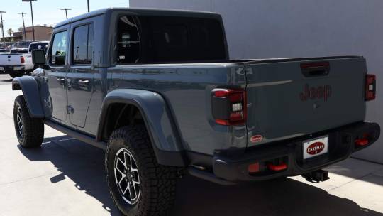 2024 Jeep Gladiator