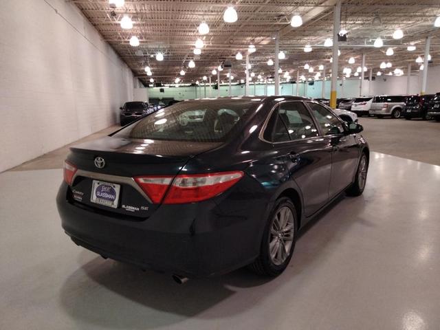 2017 toyota camry se