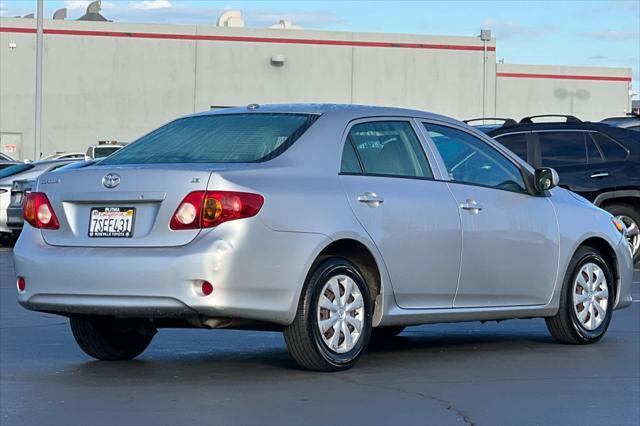 2009 toyota corolla le
