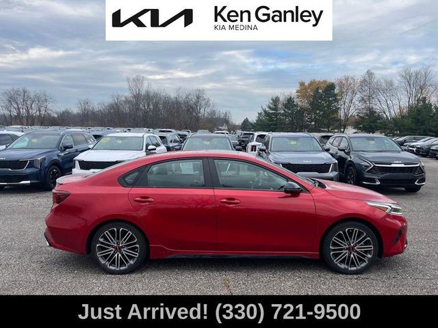 2022 kia forte gt