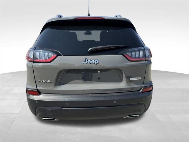 2021 jeep cherokee latitude lux