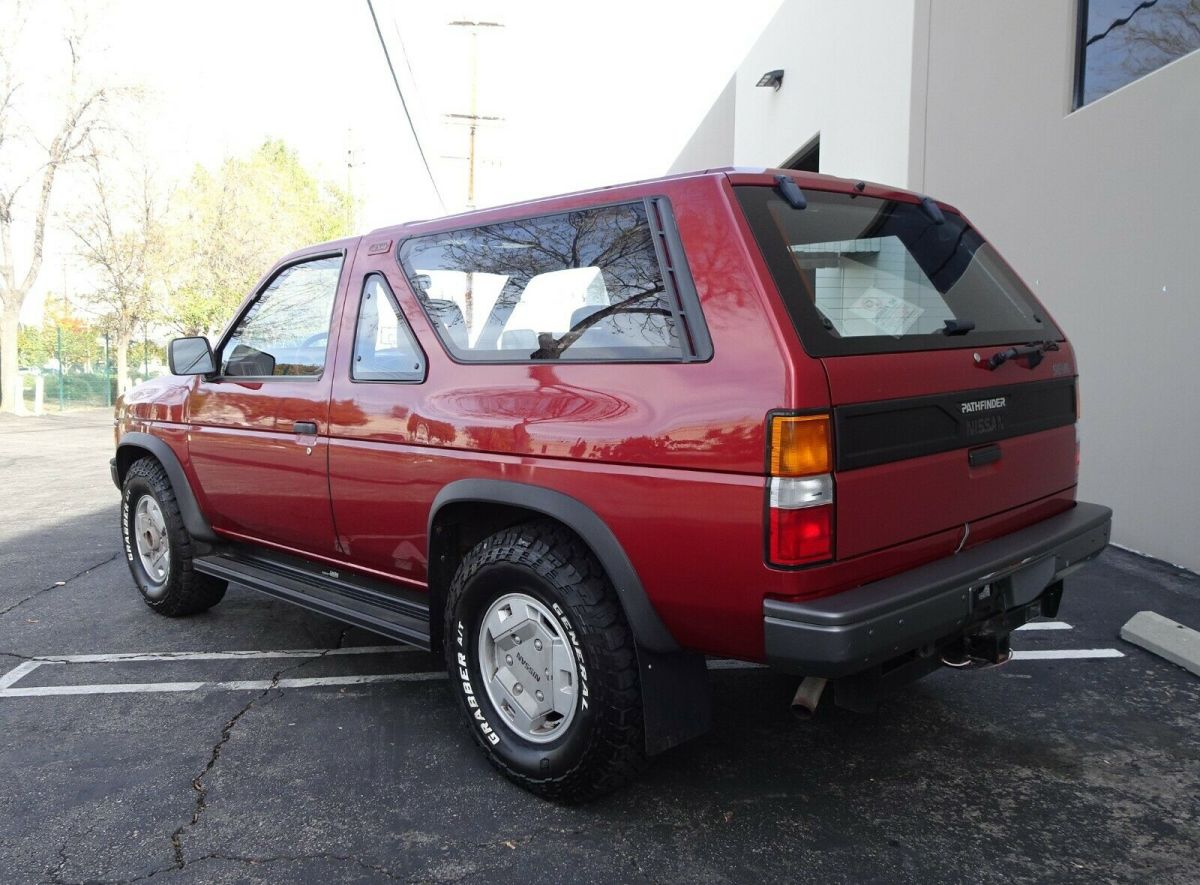 1987 nissan pathfinder se-v6 hardbody 4x4 2-door suv truck red rare vintage 4x4
