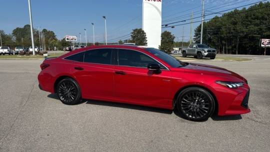 2021 Toyota Avalon hybrid xse